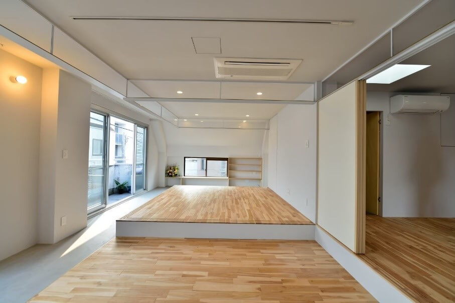 寝室や客間に収納力抜群のくつろぎ空間「小上がり」を。